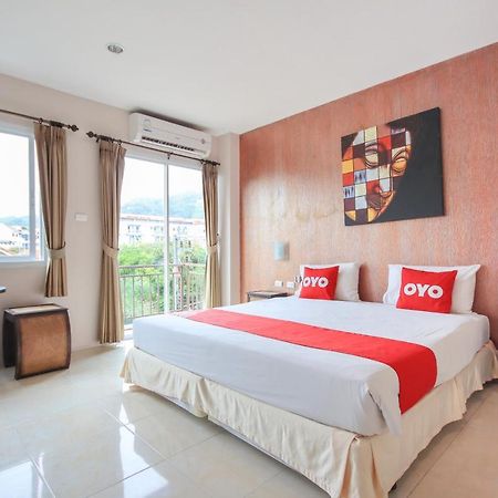 OYO 75321 Gemma Patong Hotell Phuket Exteriör bild