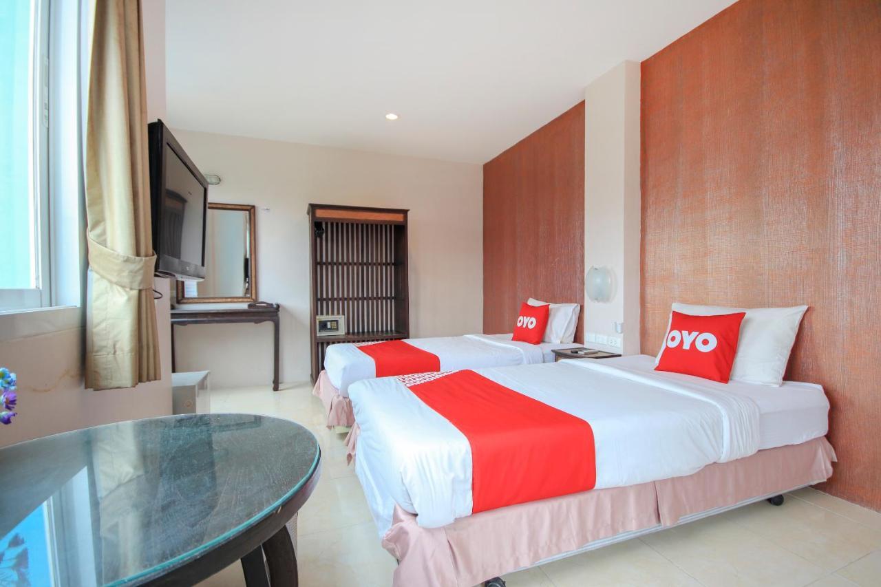 OYO 75321 Gemma Patong Hotell Phuket Exteriör bild