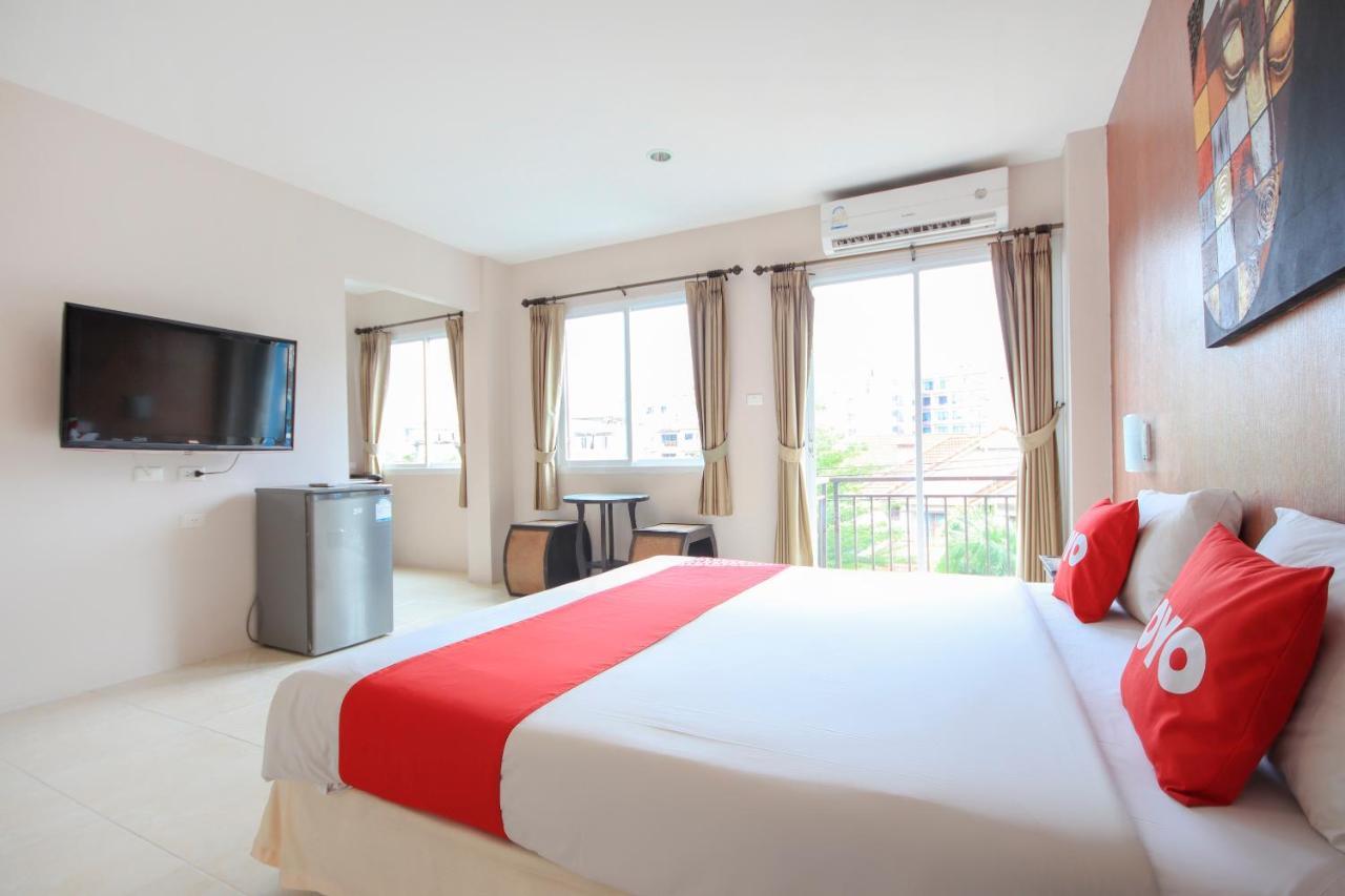 OYO 75321 Gemma Patong Hotell Phuket Exteriör bild