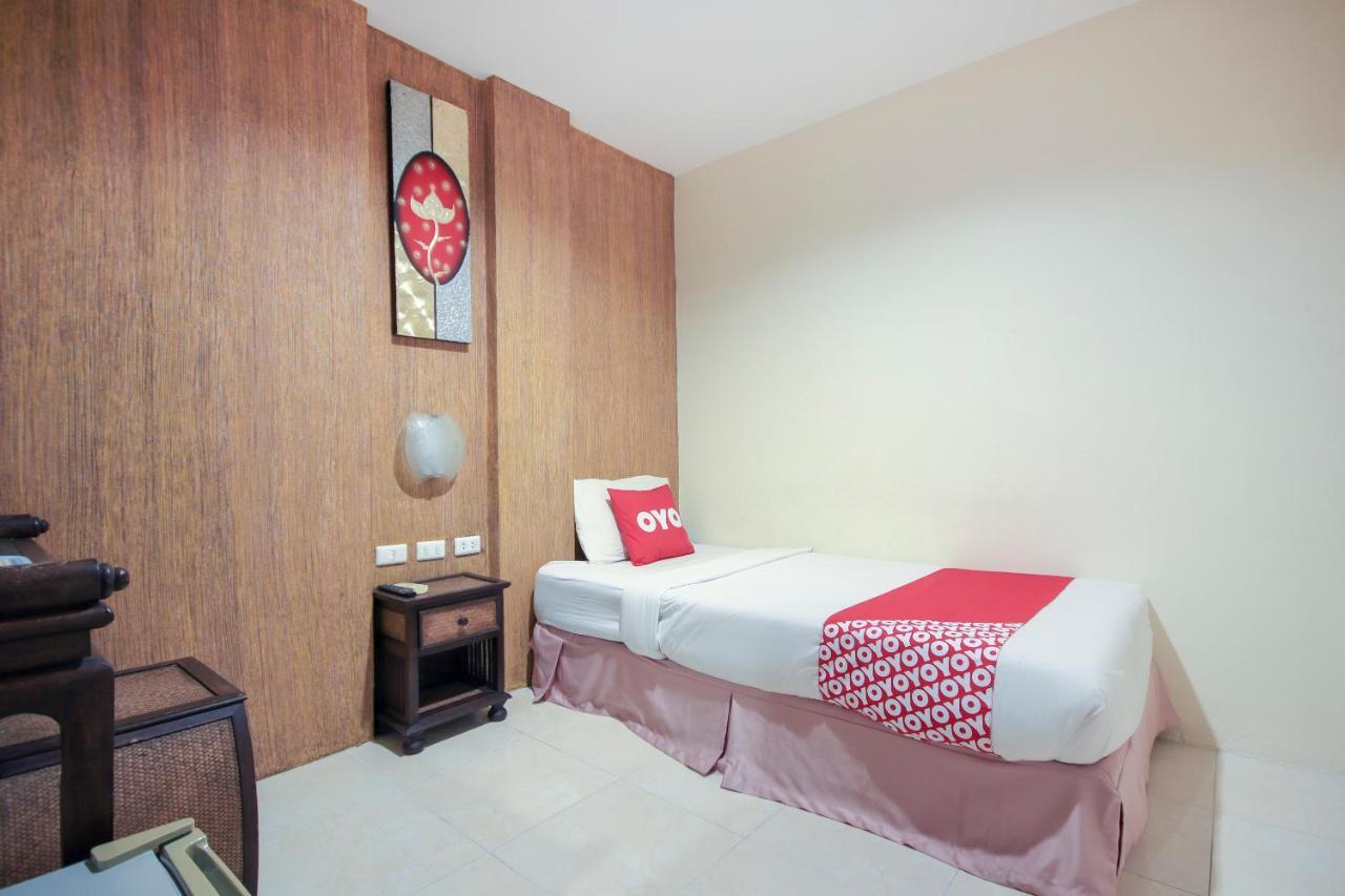 OYO 75321 Gemma Patong Hotell Phuket Exteriör bild