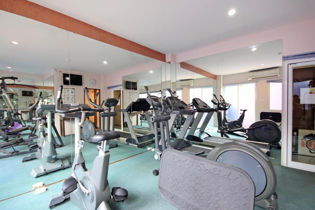 OYO 75321 Gemma Patong Hotell Phuket Exteriör bild