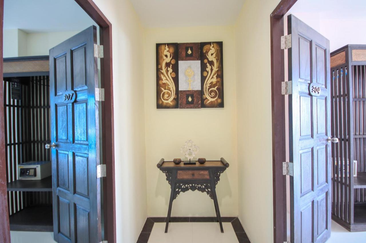 OYO 75321 Gemma Patong Hotell Phuket Exteriör bild