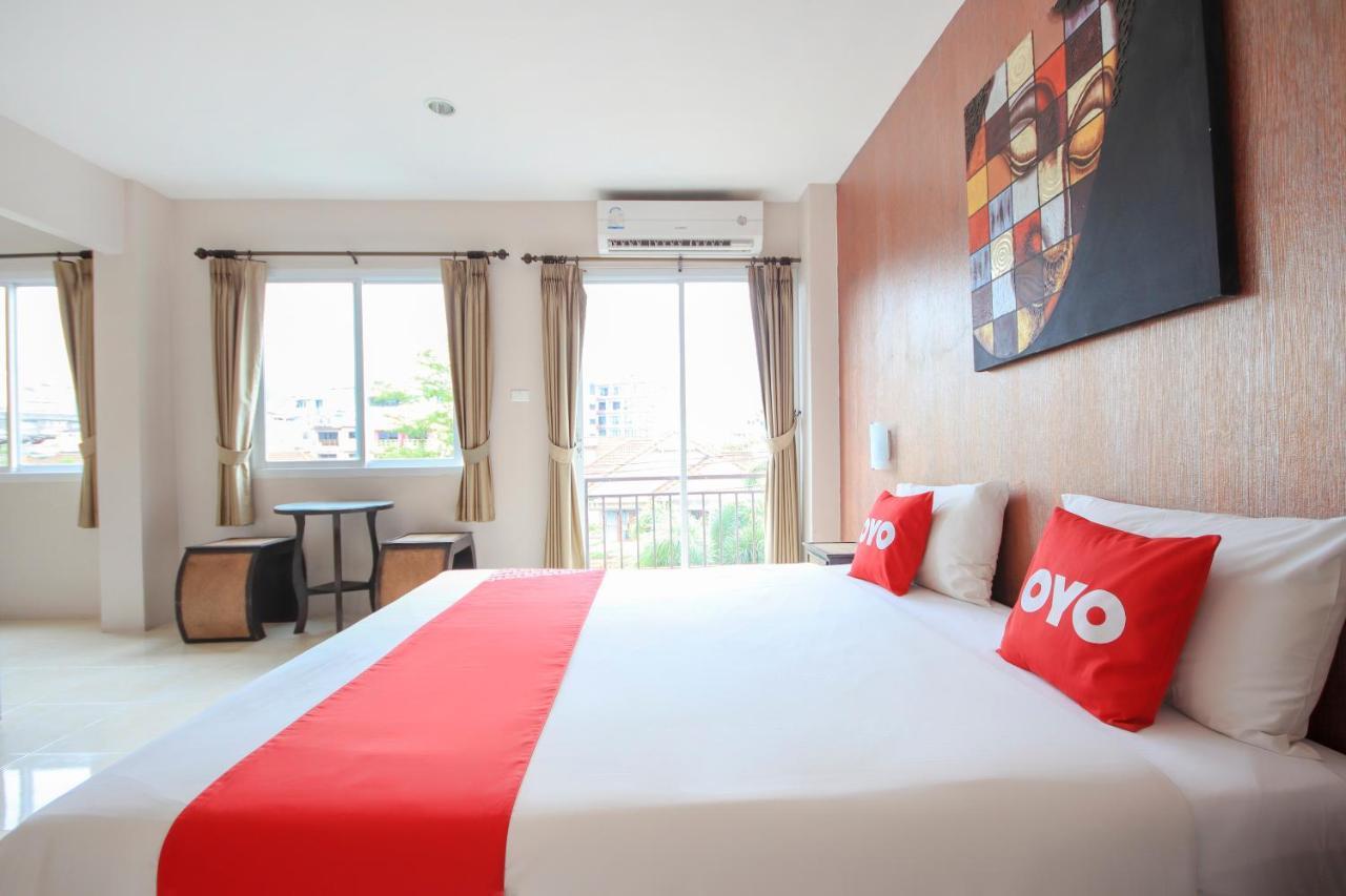 OYO 75321 Gemma Patong Hotell Phuket Exteriör bild