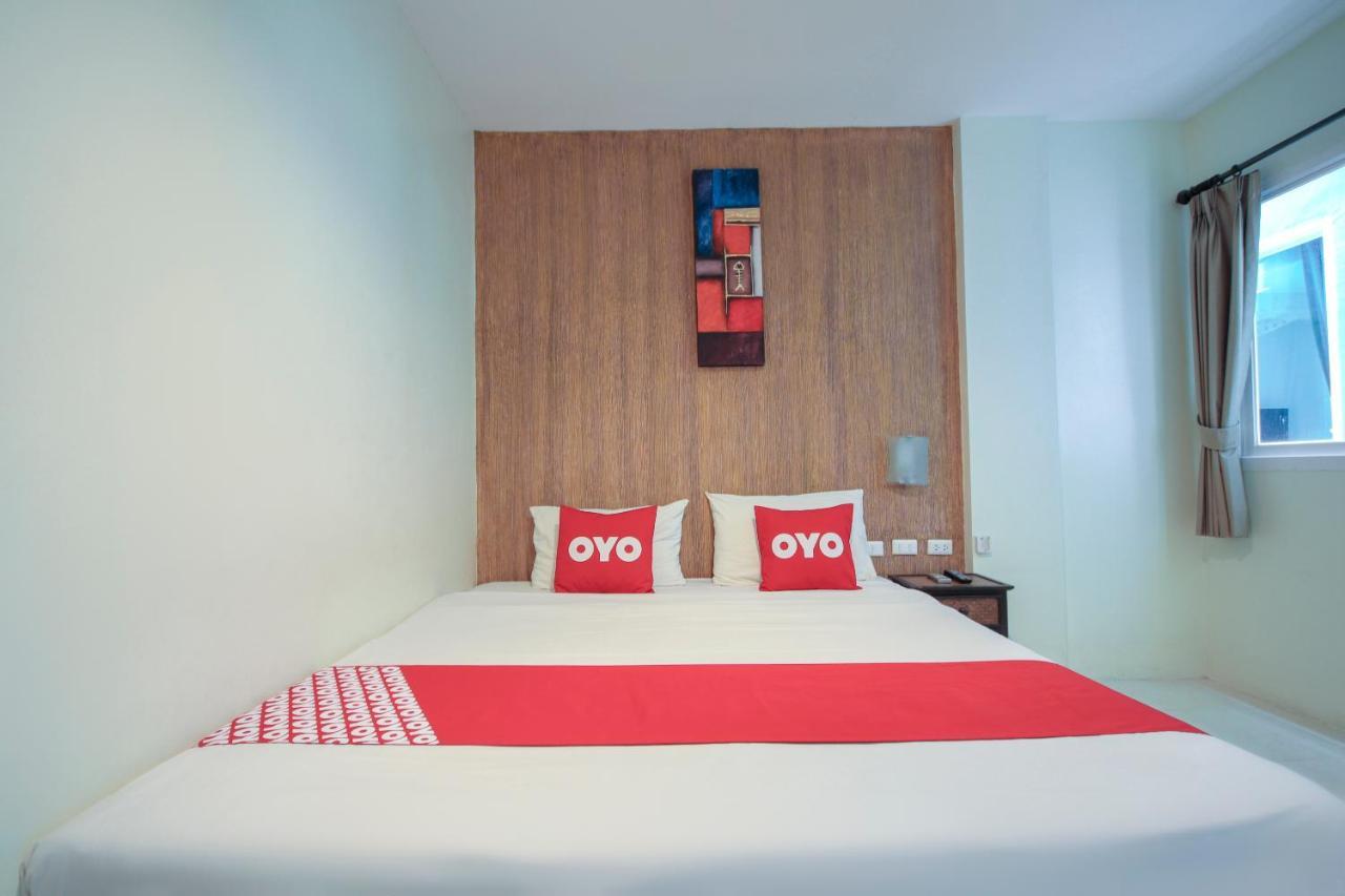 OYO 75321 Gemma Patong Hotell Phuket Exteriör bild